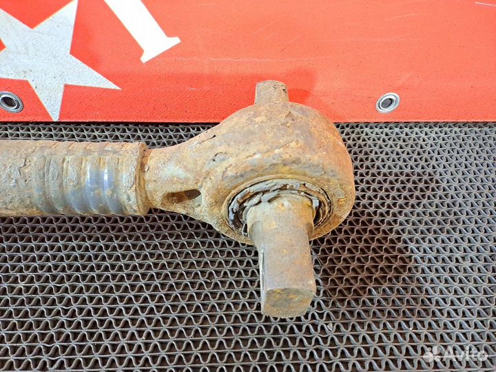 Тяга реактивная продольная