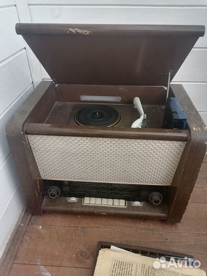 Приёмник Восток 57