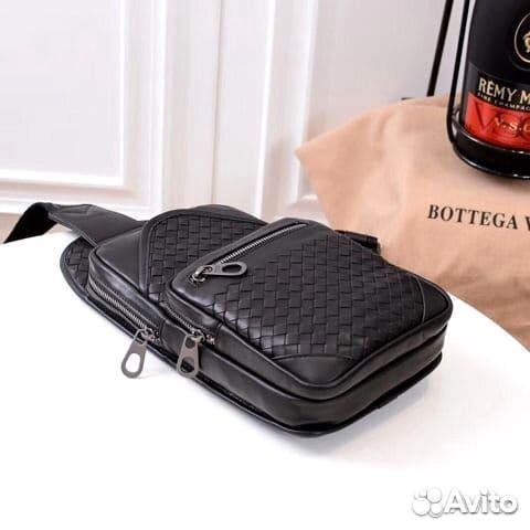 Мужская кожаная сумка Bottega Veneta sling