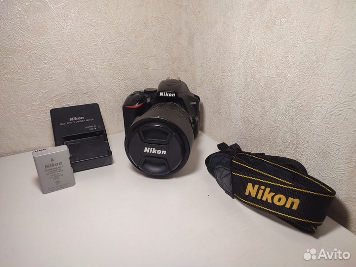 Nikon D3500 с объективом Nikon 18-105mm
