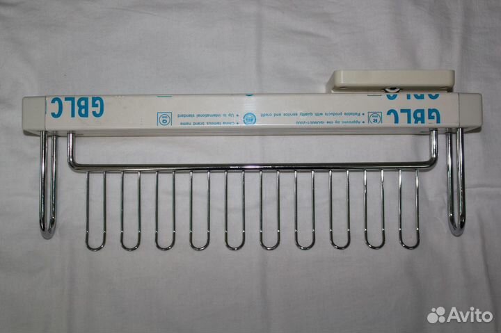 Вешалка выдвижная