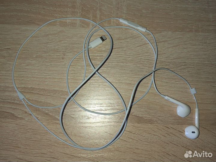 Наушники apple earpods lightning