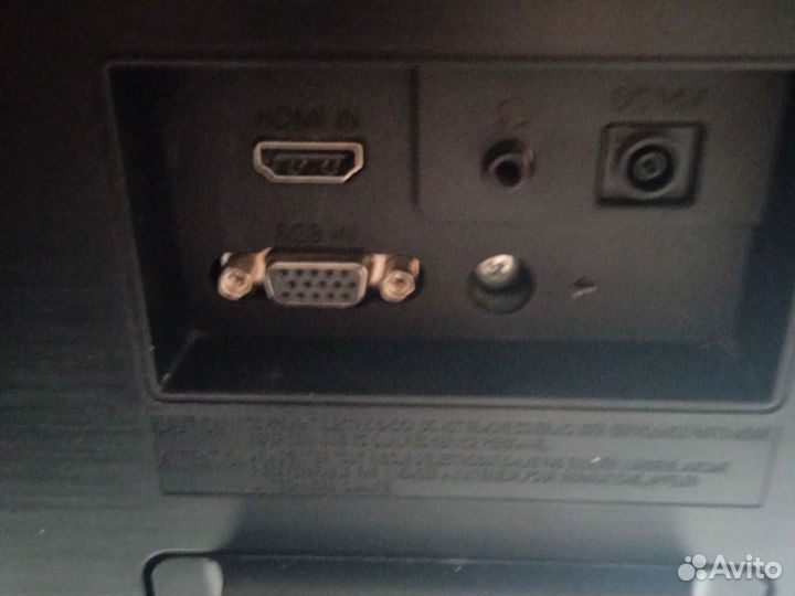 Монитор Samsung