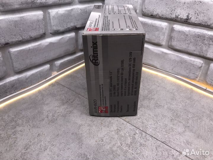 Видеорегистратор Ritmix AVR-820