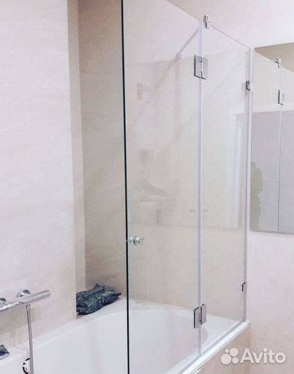 Душевая перегородка из стекла для душа