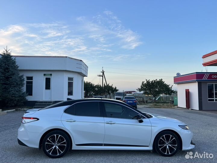 Toyota Camry 2.5 AT, 2020, 250 000 км
