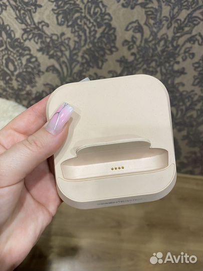 Повербанк с беспроводной зарядкой