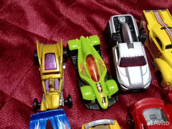 Hot wheels машинки