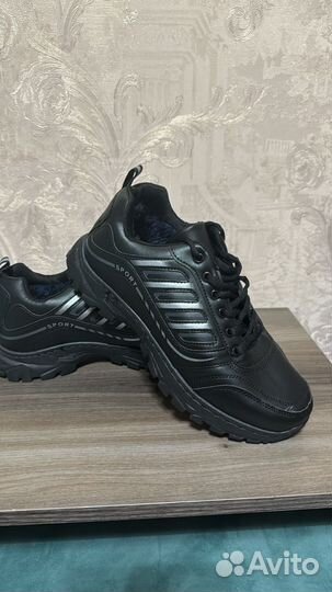 Зимние кроссовки