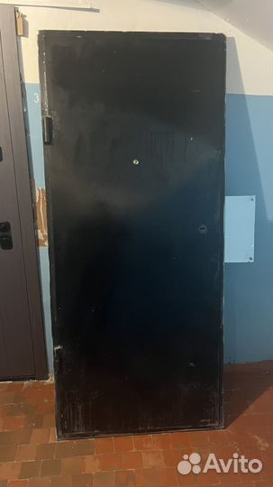 Дверь входная железная бу