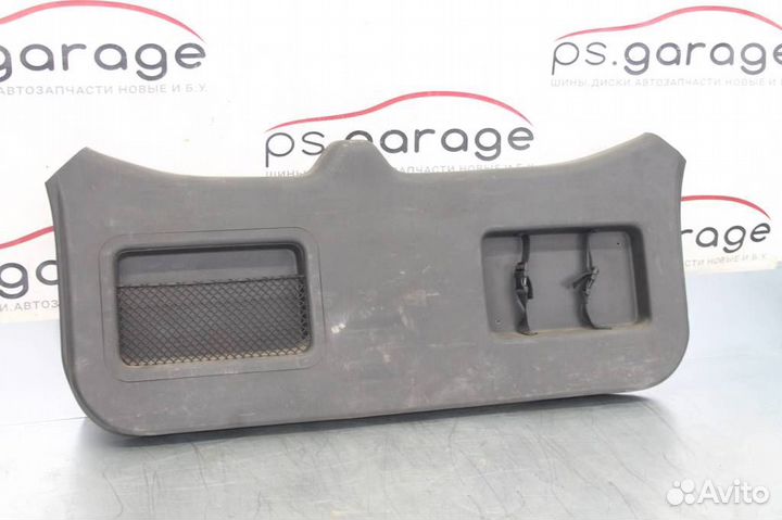 Обшивка двери багажника Nissan Pathfinder R51