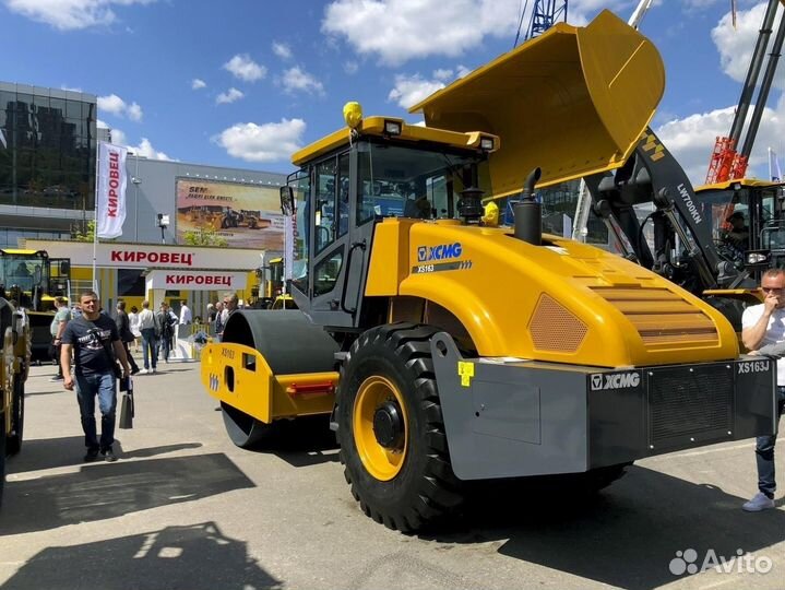 Дорожный каток XCMG XS163, 2023