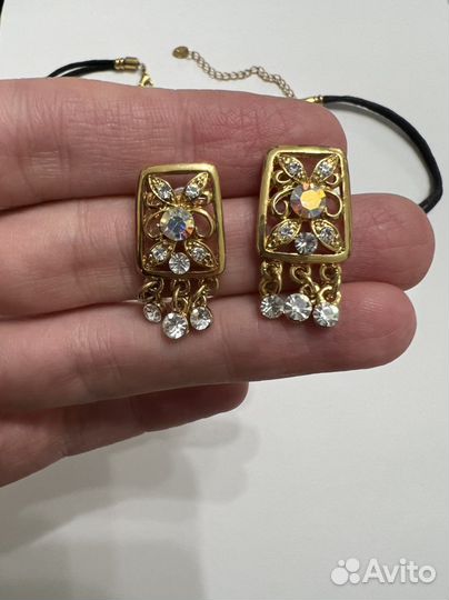 Бижутерия серьги и колье