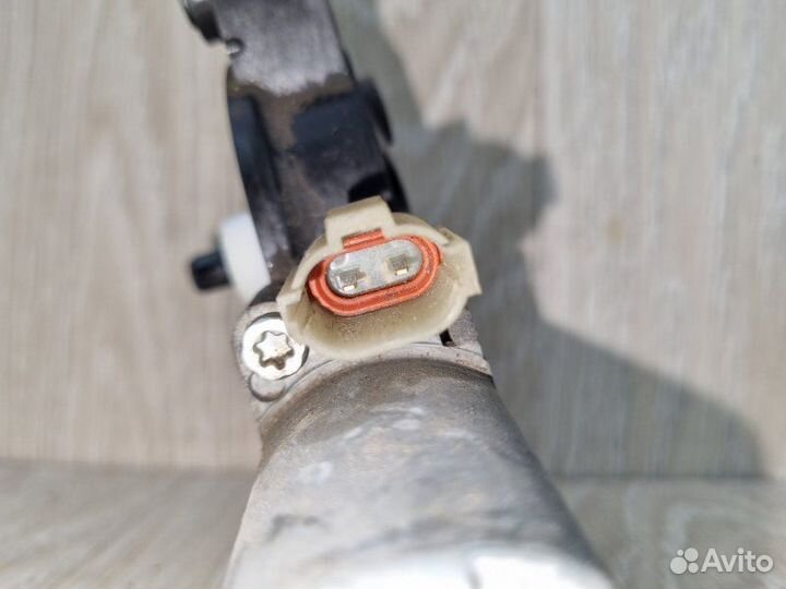 Мотор стеклоподъемника задний правый Hyundai