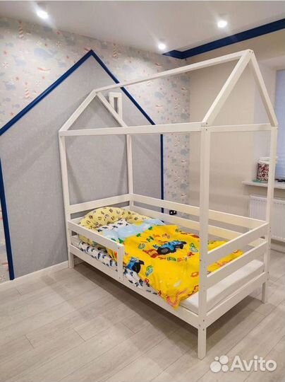 Детская кровать домик