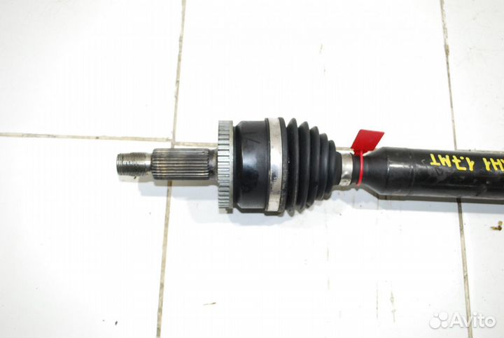 Привод передний правый Kia Sportage 4 QLE 1.7