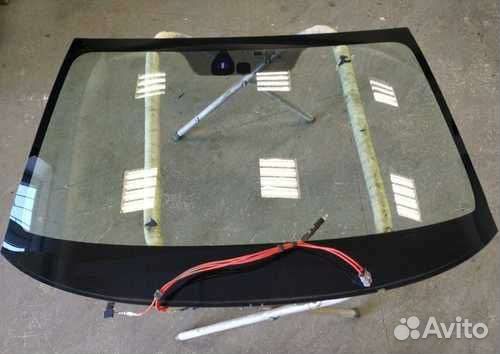 Лобовое стекло Mitsubishi Outlander