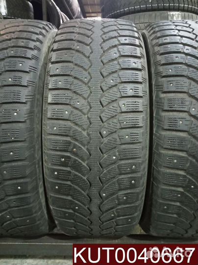 Bridgestone Blizzak Spike-01 215/60 R16 107U