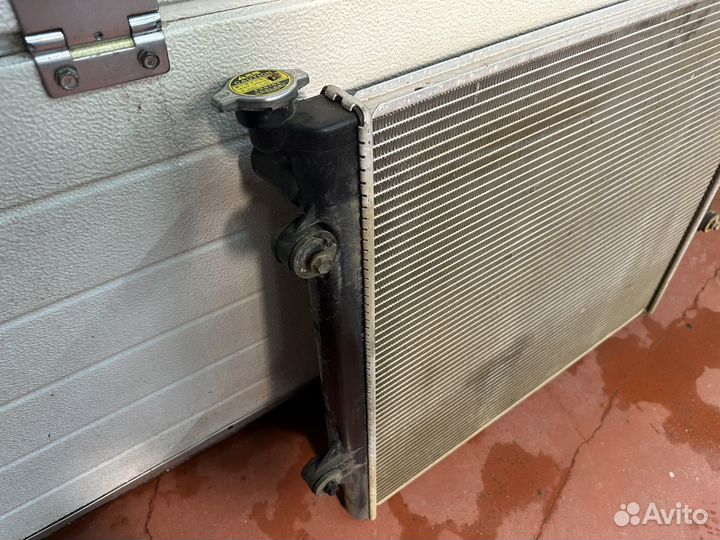 Радиатор охлаждения Toyota Land Cruiser Prado 120