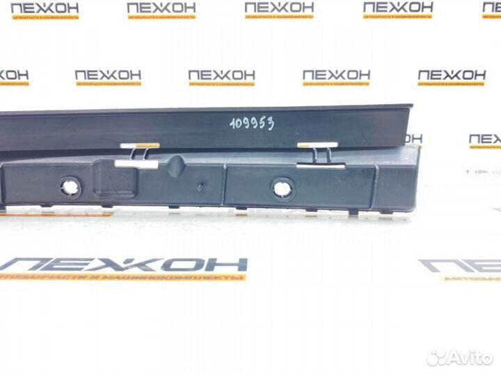 Кронштейн бампера задний правый Jaguar Xj X351 3.0