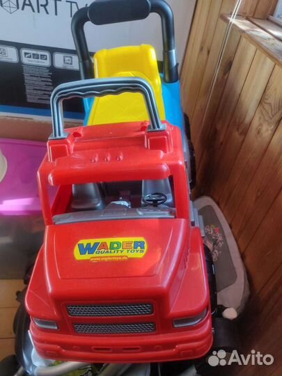 Машинка-каталка