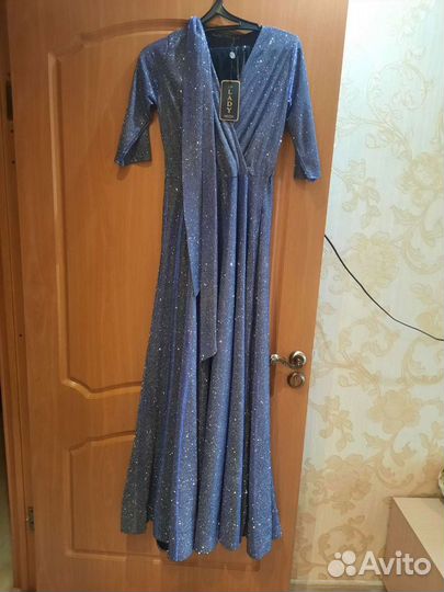 Вечернее платье