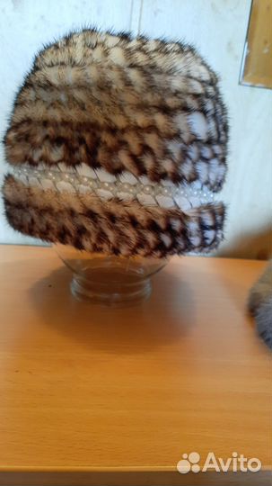 Головные уборы женские зимние