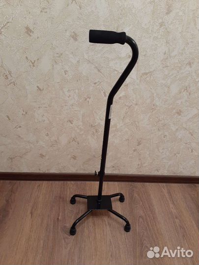 Трость для ходьбы четырехопорная