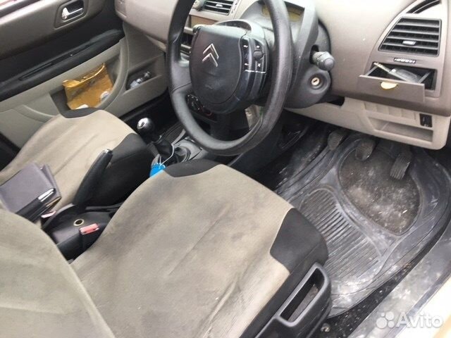 Разбор на запчасти Citroen C4