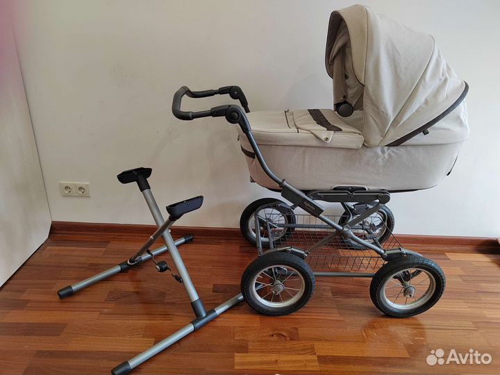 Коляска люлька Inglesina Aptica на шасси Ergobike