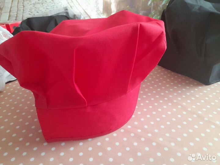 Колпаки,форма и фартуки для поваров