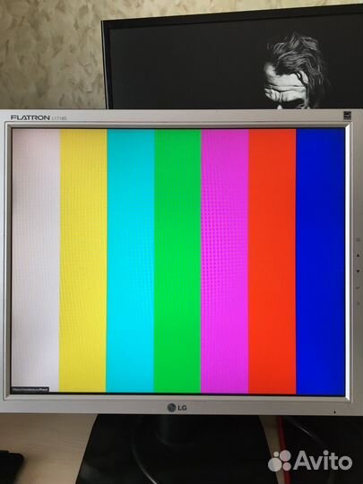 Монитор LG flatron L1718S-SN