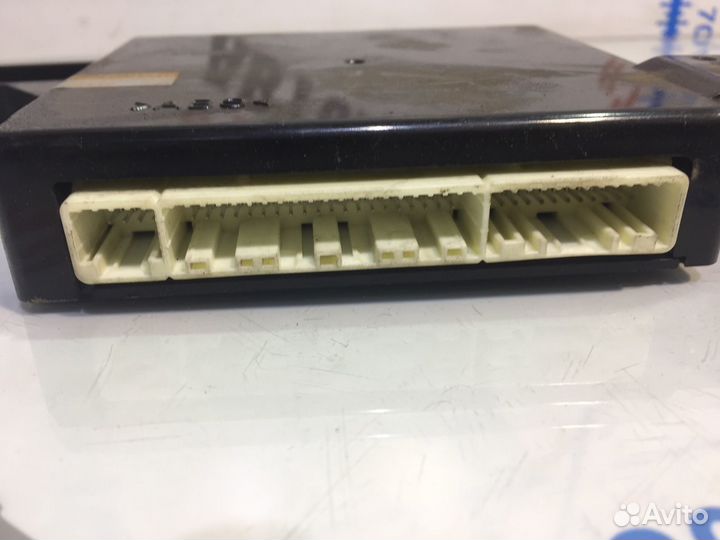 Тойота Камри Блок управления климат-контролем