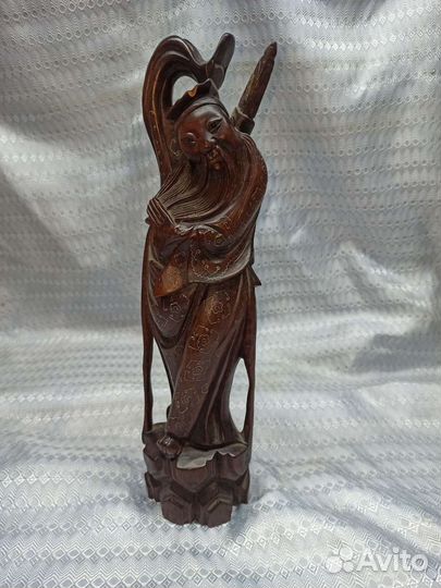 Старинная китайская статуэтка