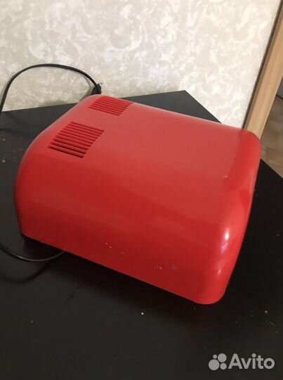 Лампа для ногтей бу