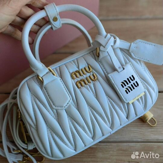 Сумки miu miu arcadie matelasse nappa leather bag