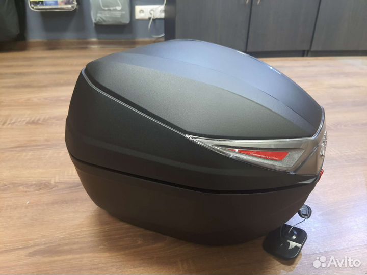 Центральный кофр Givi C30NT