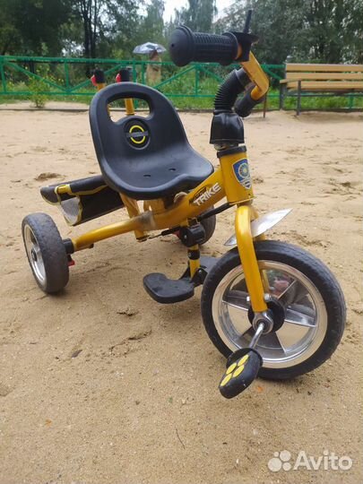 Детский велосипед трехколесный