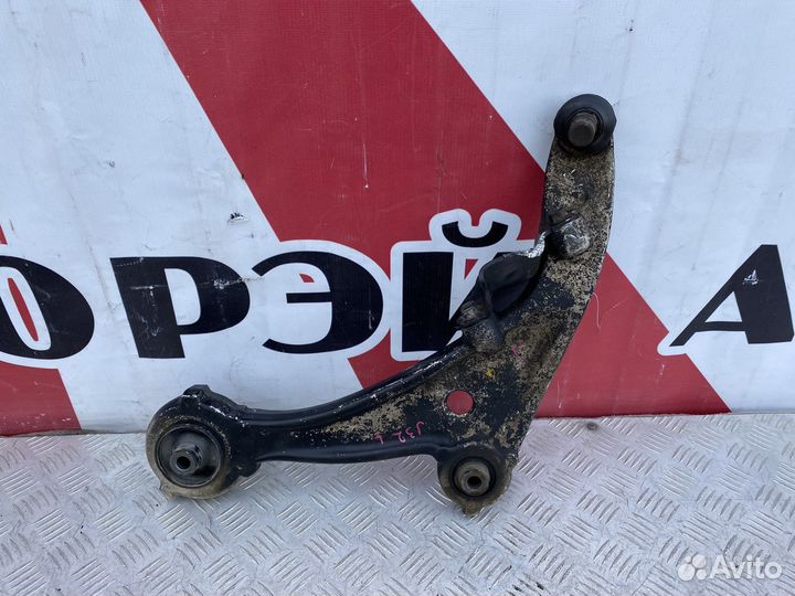 Рычаг передний левый Nissan Teana J32