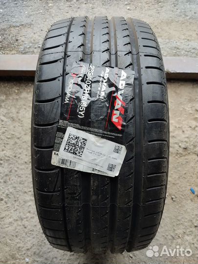 Yokohama Advan Sport V105 235/40 R18 95Y