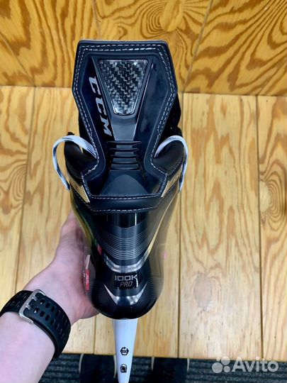 Коньки хоккейные CCM Ribcor 100K Pro 9W