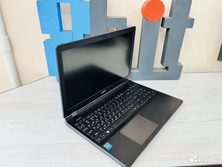 Быстрый ноутбук Acer 4*4 ядра