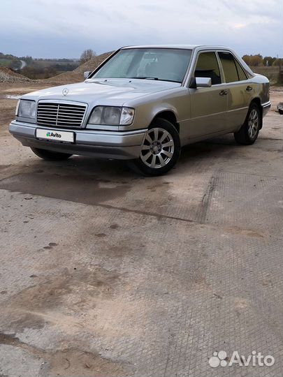 Mercedes-Benz E-класс 2 МТ, 1995, 300 000 км