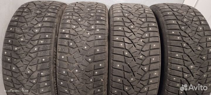 Bridgestone Blizzak Spike-02 225/45 R18 91T