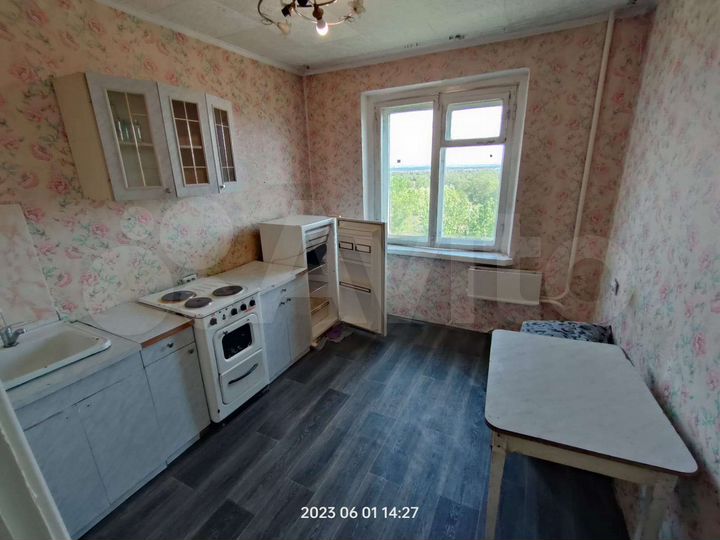 2-к. квартира, 50 м², 8/9 эт.