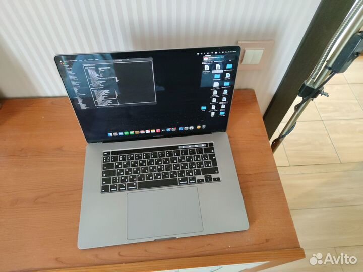 Apple Macbook Pro 16 2019 I7/16/512