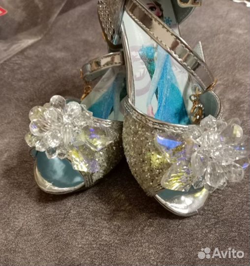 Туфли для девечки 26-27 размер