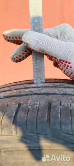 Hankook Dynapro HP2 RA33 225/65 R17 102