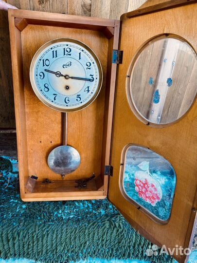 Часы настенные с маятником СССР