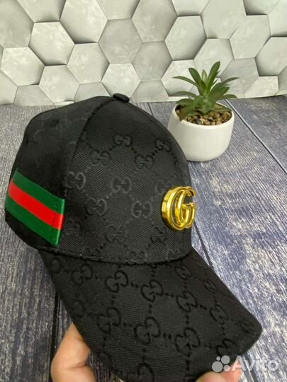 Бейсболка Gucci